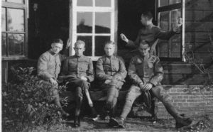 Hans - 16
