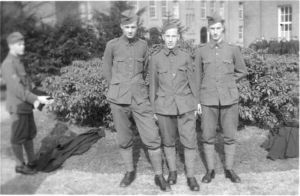 Hans - 39